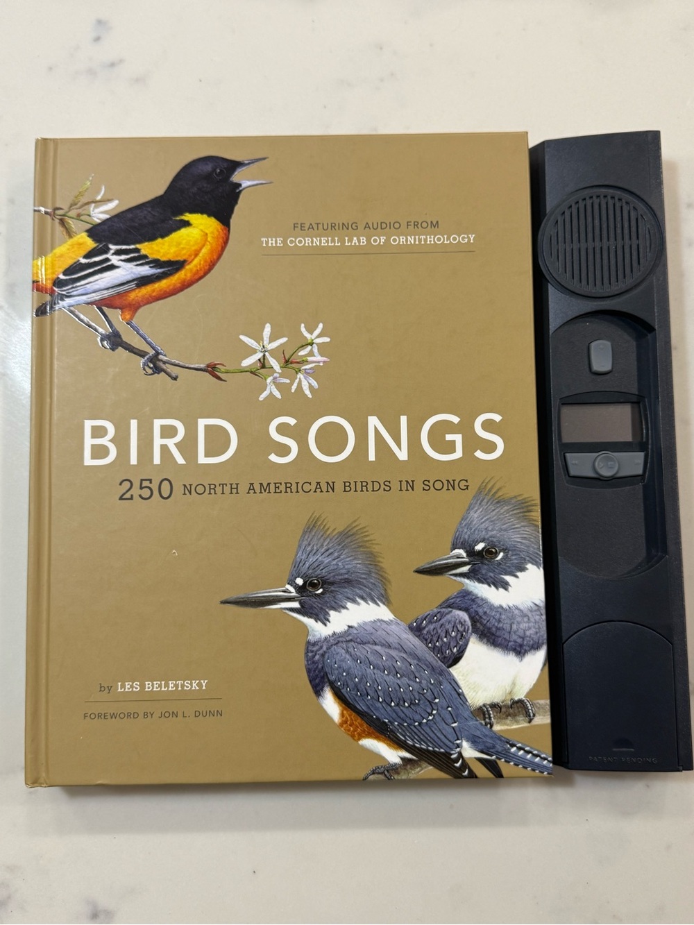 250 North American Bird Songs Book with Audio Player - Works, Like New